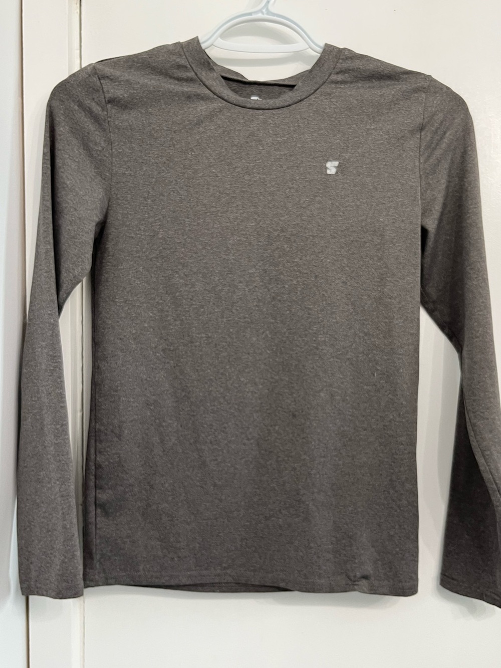 Boys Dri Fit Top Long Sleeve Size XL 14-16  | Starter